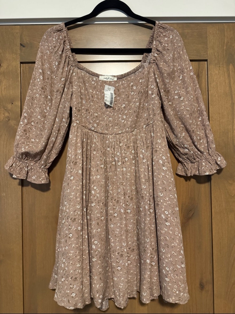 NWT Tan Floral Puff Sleeve Baby Doll Dress Womens M Smocked Boho Coastal cowgirl